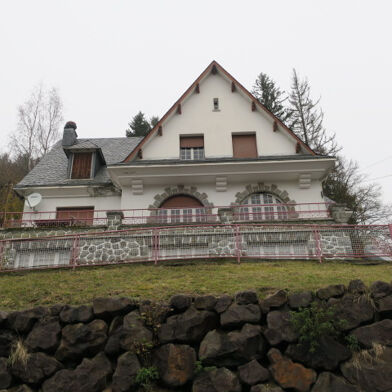 Maison 10 pièces 250000 €