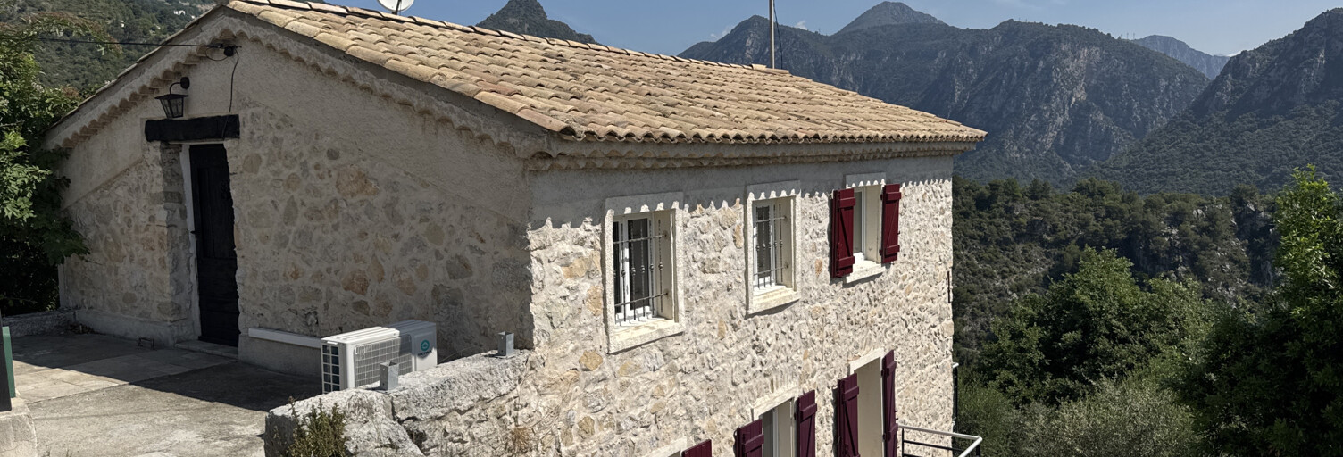 Maison 4 Pièces 167 m² à vendre à Gilette (06830)