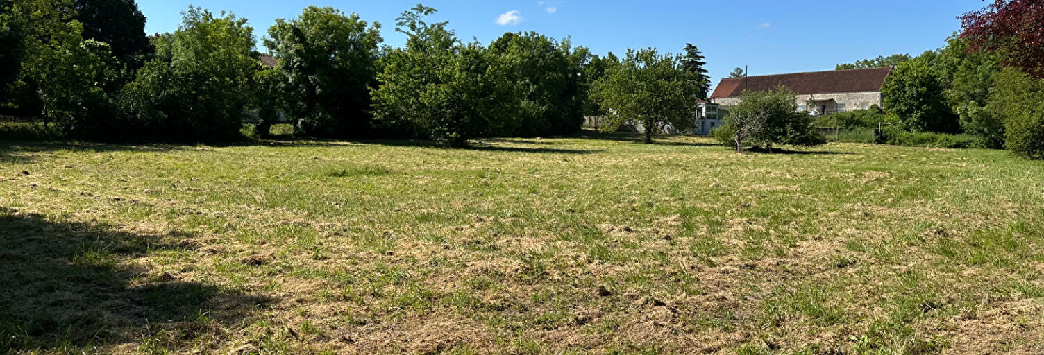 Terrain  5501 m² à vendre à Pons (17800)