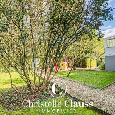 Maison 10 pièces 585000 €