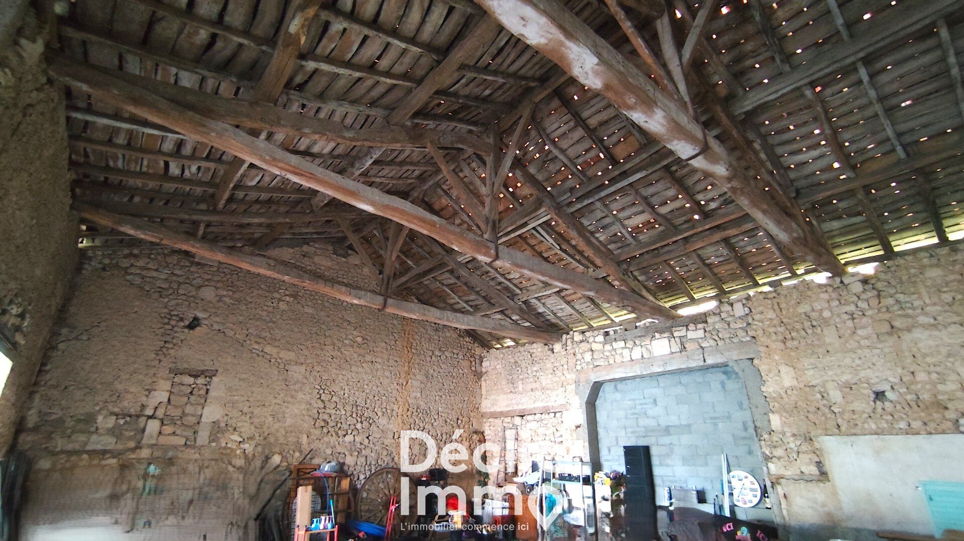 Villa / Maison  T2 à vendre Roullet-Saint-Estèphe 16440