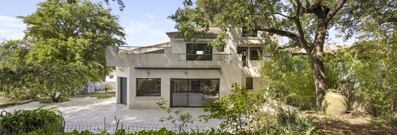 Maison 7 Pièces 207 m² à vendre à Aubagne (13400)