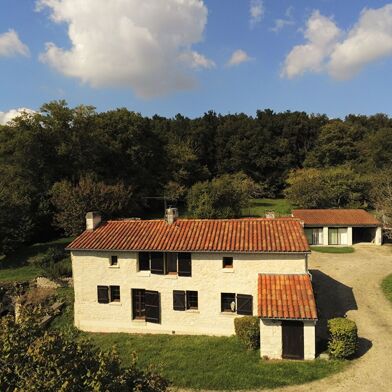 Maison 5 pièces 233200 €