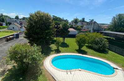 Maison Gelos 9 pièce(s) 300 m2 — photo du bien