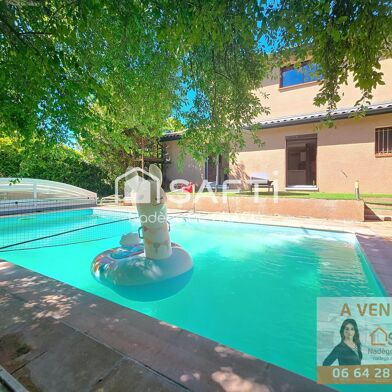 Maison 6 pièces 499000 €