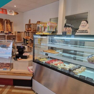 Commerce  121000 €