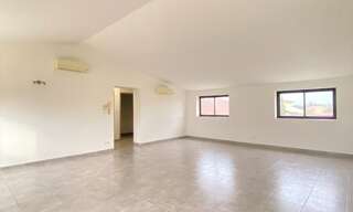 Bureau 2 Pièces 65 m² à louer à Montélimar (26200)