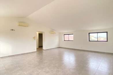 Bureau 2 pièces 790 €