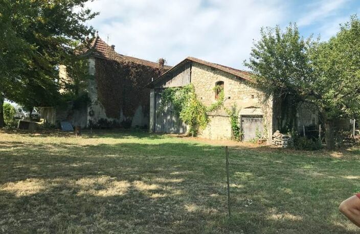 Maison en pierre de 3 pièces principales — photo 3