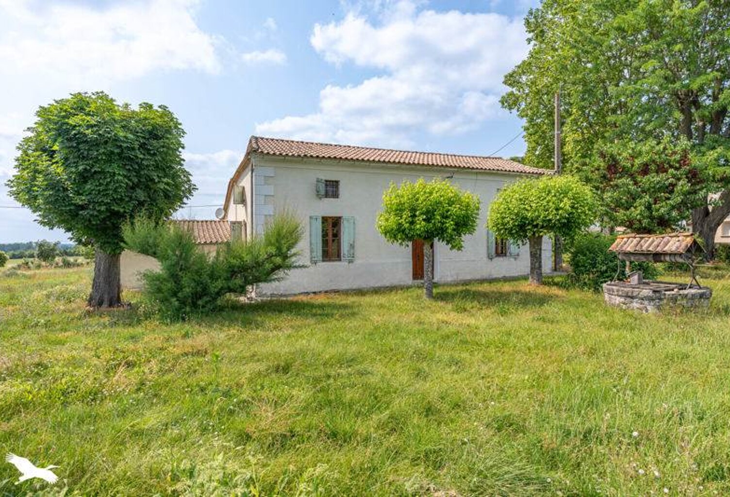 Maison en pierre de 4 pièces principales — photo 1