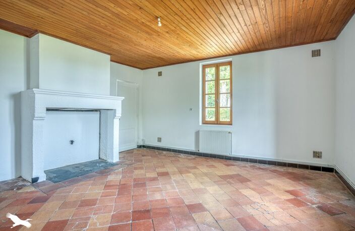 Maison en pierre de 4 pièces principales — photo 3