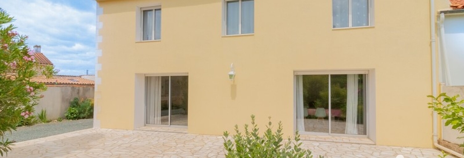 Maison 8 Pièces 194 m² à vendre à Nalliers (85370)