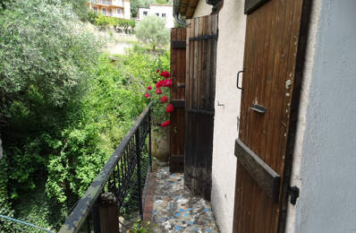 Jolie maison avec jardin sise sur la commune du Cros d'Utelle — photo du bien