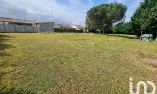 Terrain  1240 m² à vendre à Moutiers-sur-le-Lay (85320)