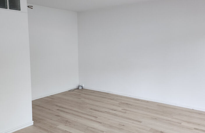 Bureau Limite ROYAT/ CHAMALIERES — photo 3