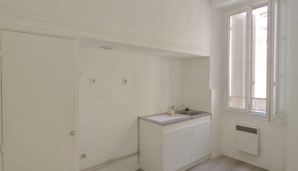 Appartement 1 pièces  à louer Marseille 7eme 13007