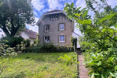 Maison 8 pièces 220000 €