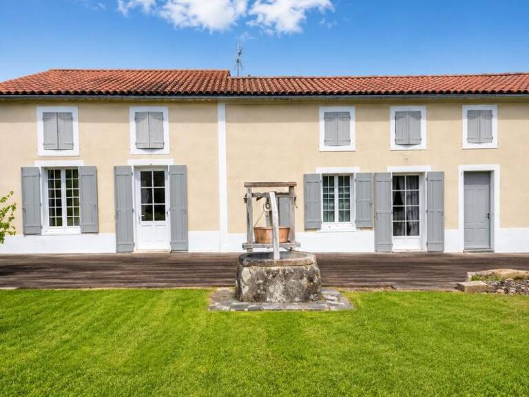 Maison À Vendre — photo 1