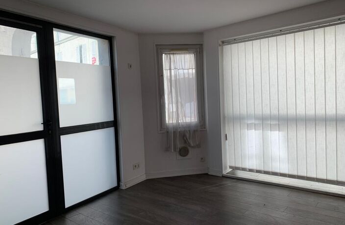 Ensemble Immobilier en centre ville de Surgères — photo 5