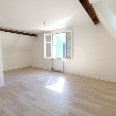 Appartement 1 pièces 114000 €