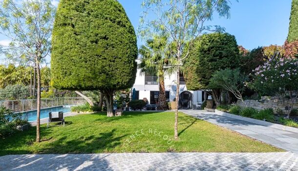 Villa / Maison 7 pièces  à vendre Marseille 7eme 13007