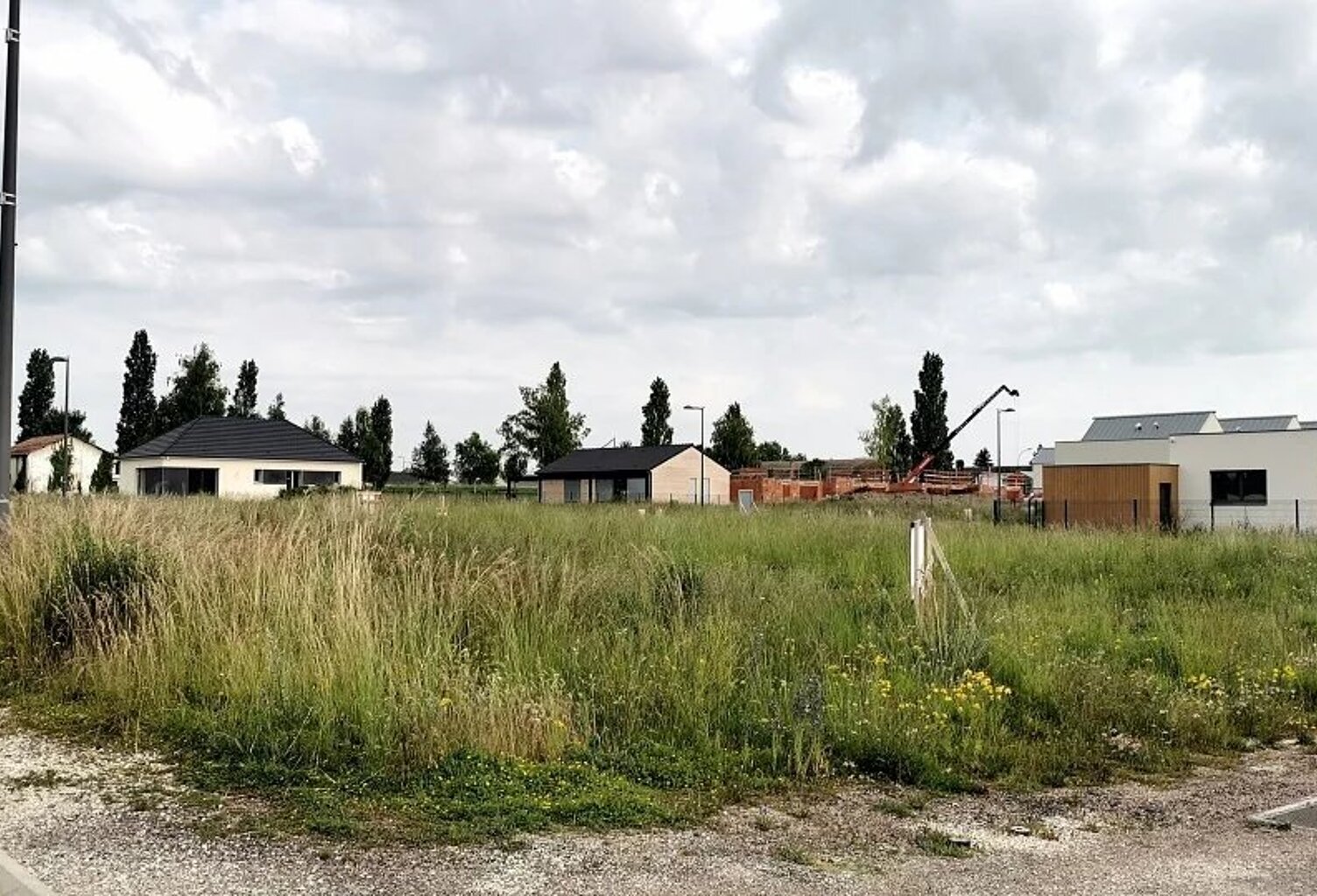 À vendre à PONT-SAINTE-MARIE   Terrain constructible en écoq — photo 1