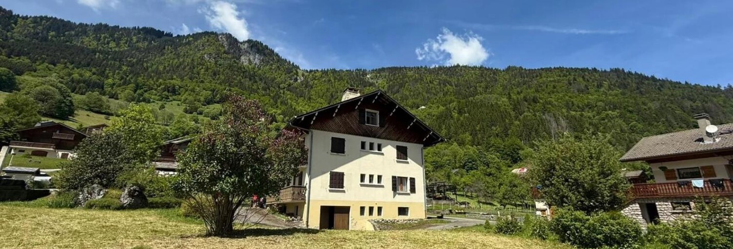 Maison 8 Pièces 167 m² à vendre à Bonnevaux (74360)