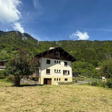 Maison 8 pièces 420000 €