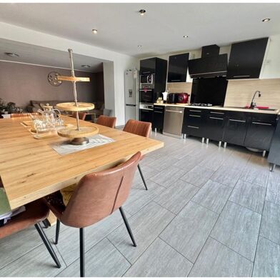 Maison 6 pièces 248000 €