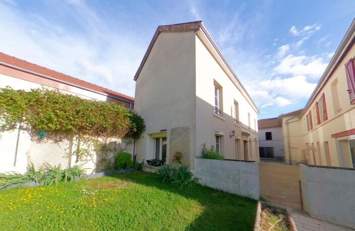 Maison À Vendre — photo 2