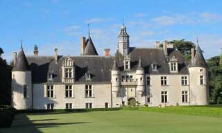 Maison 43 Pièces 1400 m² à vendre à Saint-Florent-sur-Cher (18400)