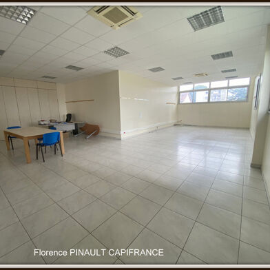 Immeuble  212000 €