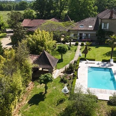 Maison 14 pièces 990000 €