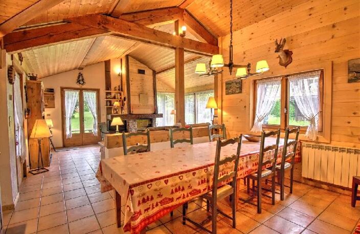 Vente maison 8 pièces 180 m² Montriond (74110) — photo 4