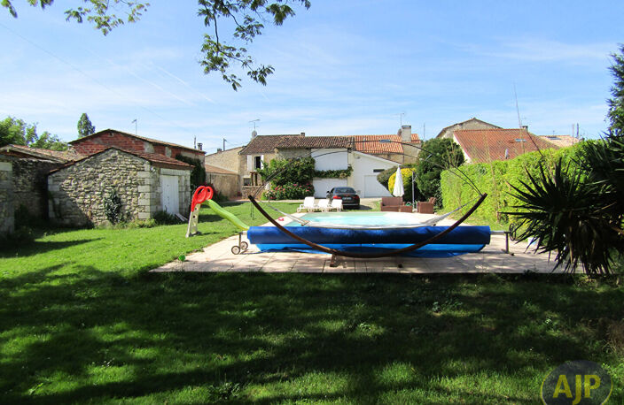 Maison de charme 315m2 avec piscine ! — photo 5