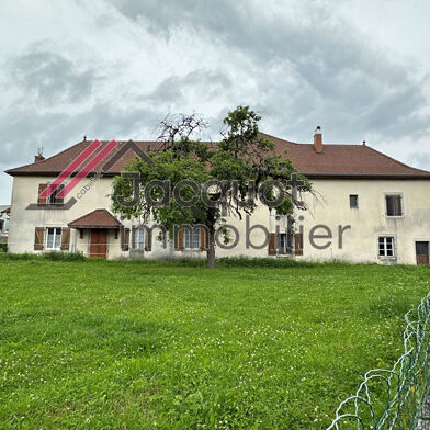 Maison 13 pièces 180000 €