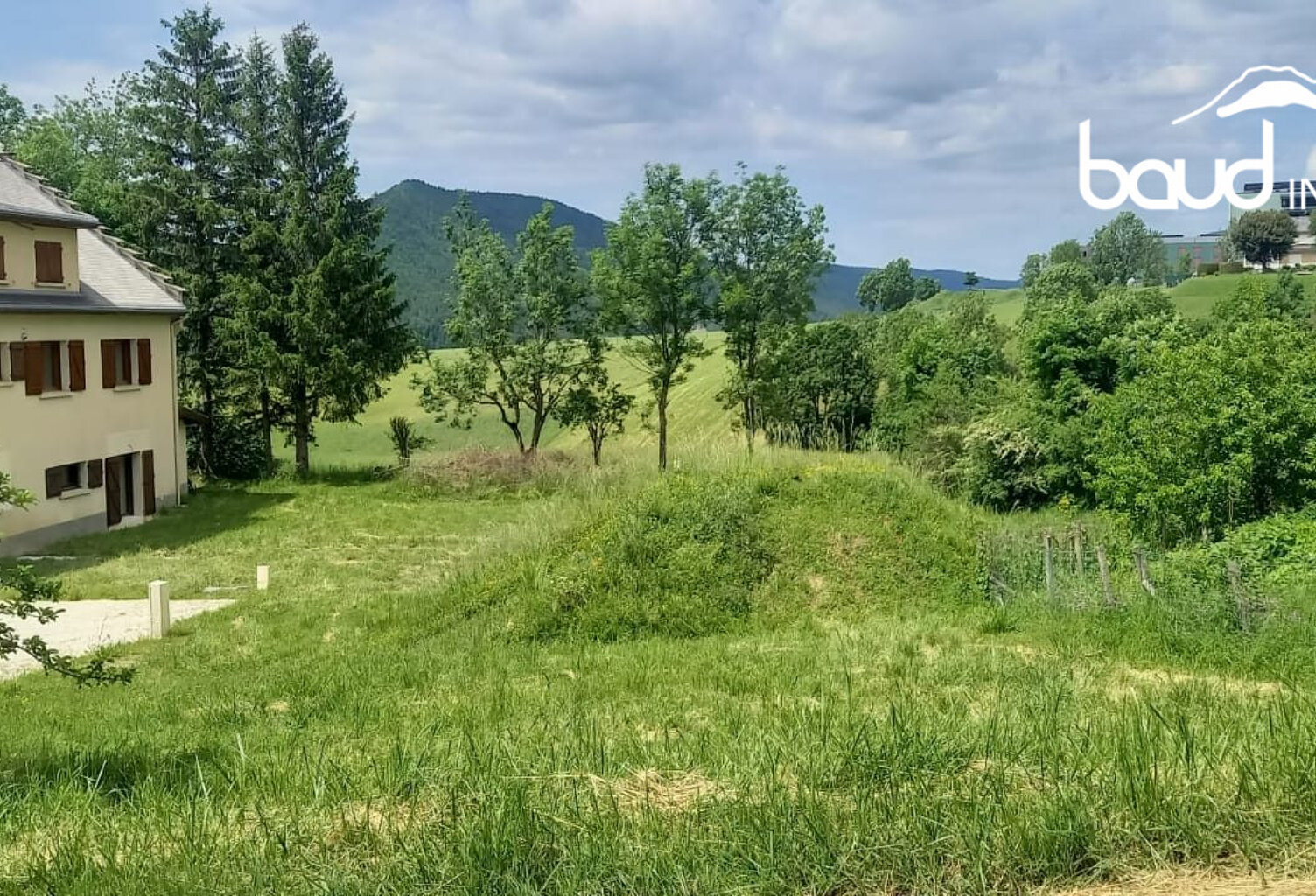 Terrain à bâtir — photo 1