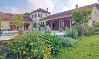 Immeuble  200 m² à vendre à Grun-Bordas (24380)