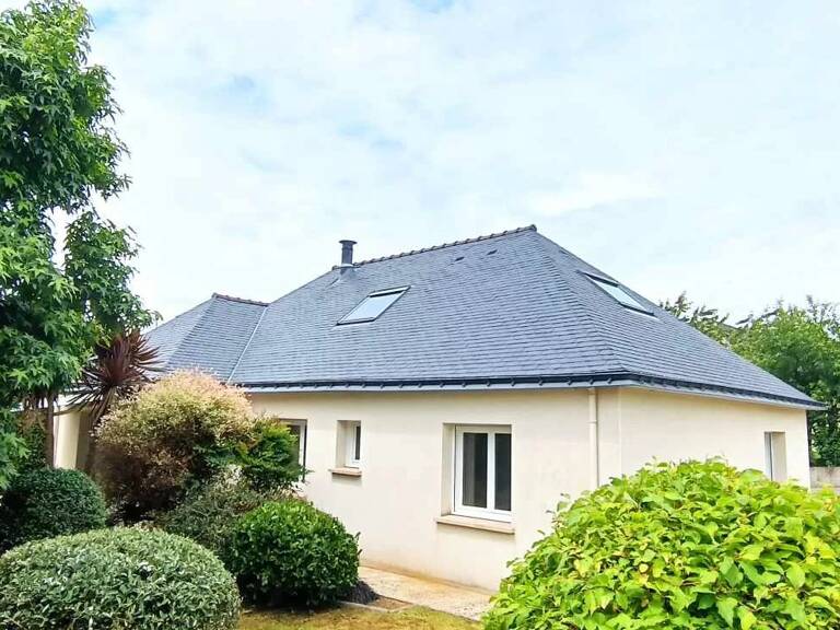 EXCLUSIVITÉ - MAISON FAMILIALE PLAIN-PIED GARAGE - LOCMINE — photo 1