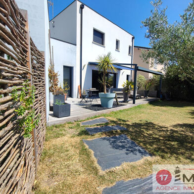 Maison 5 pièces 649000 €