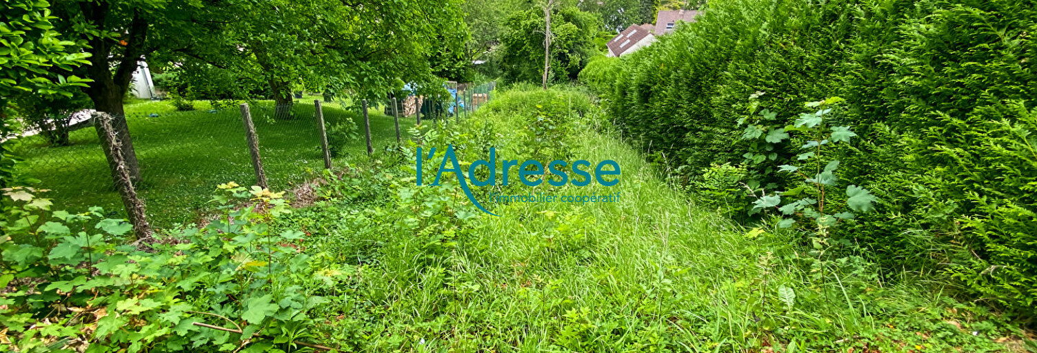 Terrain  555 m² à vendre à Oinville-sur-Montcient (78250)