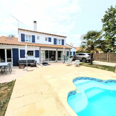 Maison 6 pièces 439900 €