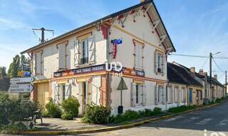 Commerce  185 m² à vendre à Vallery (89150)