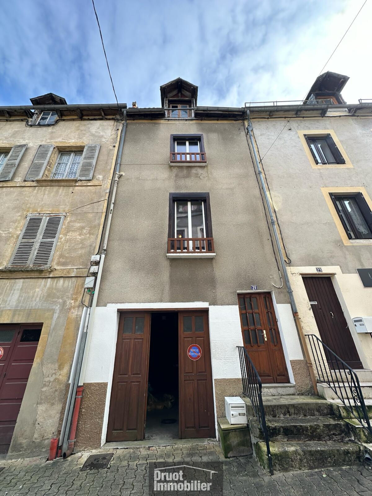 Maison de Village   T4 à vendre Espalion 12500