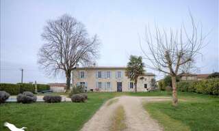 Maison 6 Pièces 320 m² à vendre à Allas-Champagne (17500)