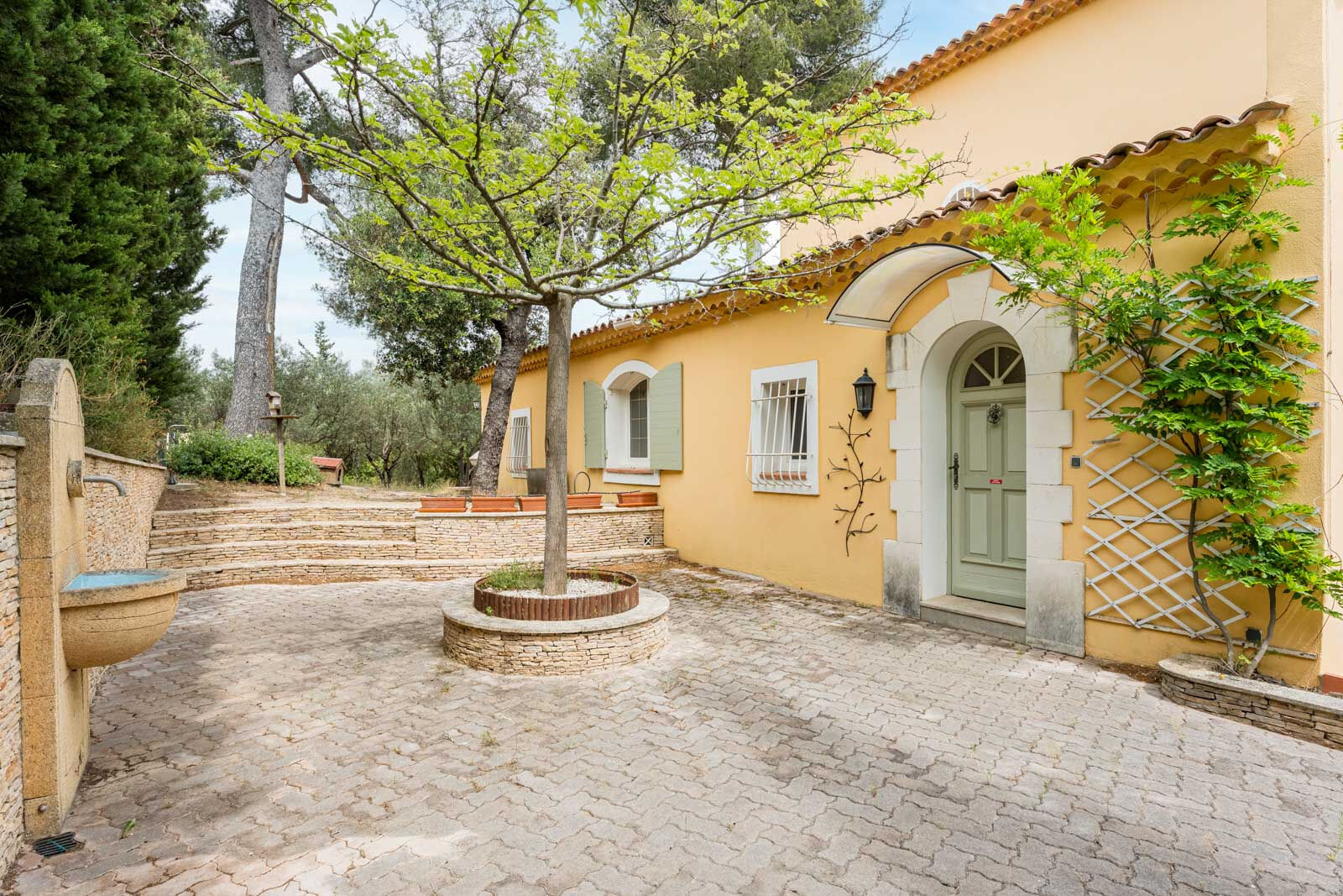 Villa / Maison 4 pièces  à vendre Aubagne 13400
