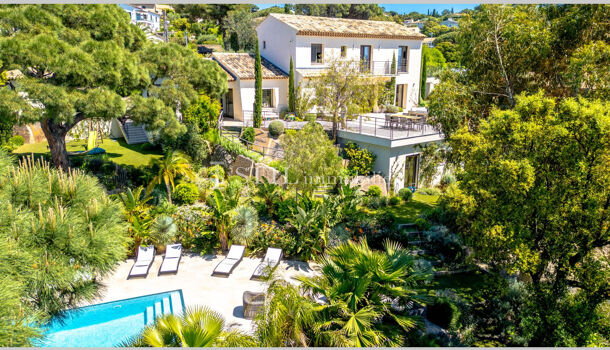 Villa / Maison 8 pièces  à vendre Sainte-Maxime 83120
