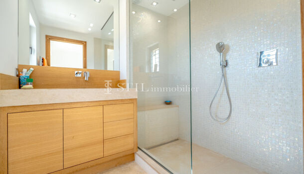 Villa / Maison 8 pièces  à vendre Sainte-Maxime 83120