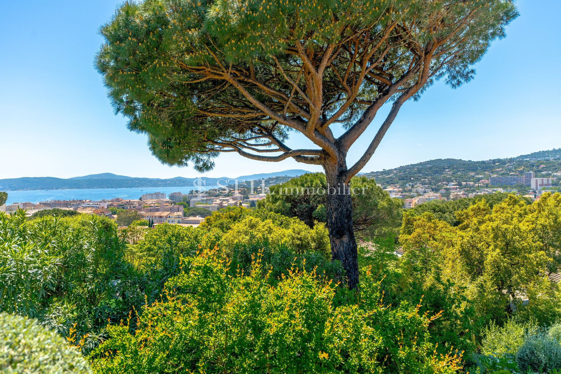Villa / Maison  T8 à vendre Sainte-Maxime 83120