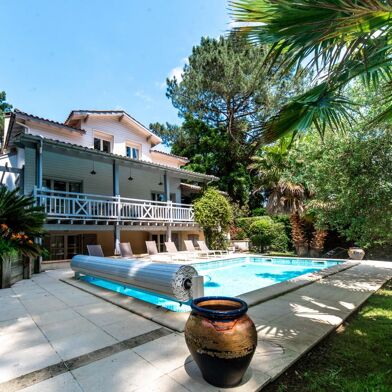 Maison 7 pièces 1375000 €